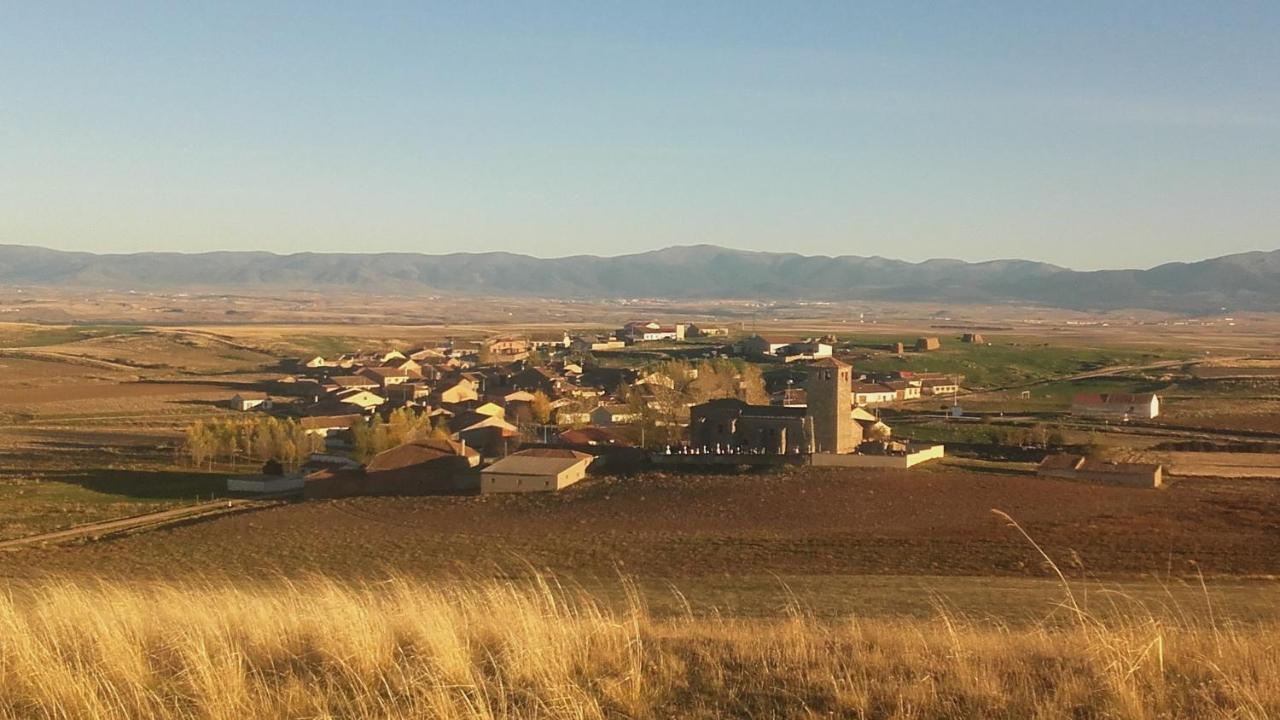 Santa Maria la Real de Nieva Camino Del Prado旅馆 外观 照片