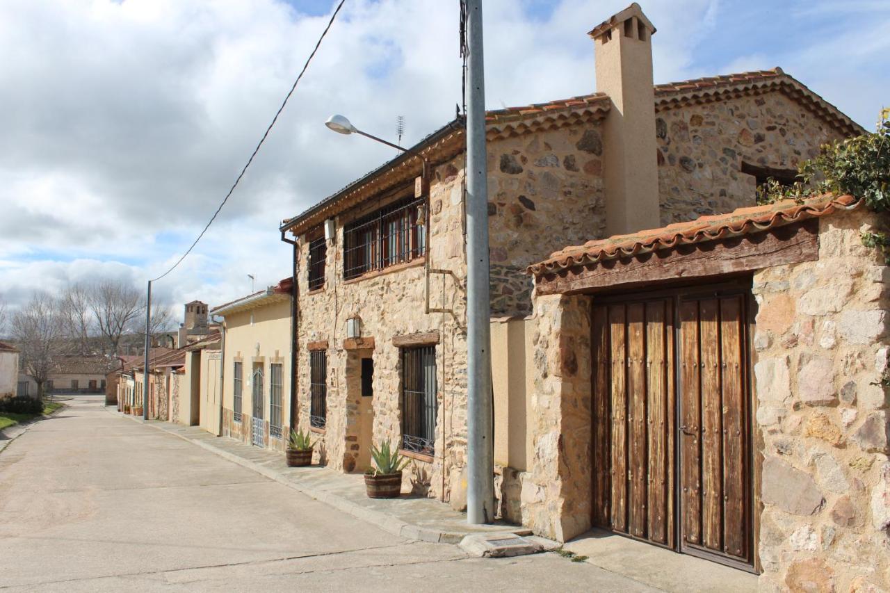 Santa Maria la Real de Nieva Camino Del Prado旅馆 外观 照片